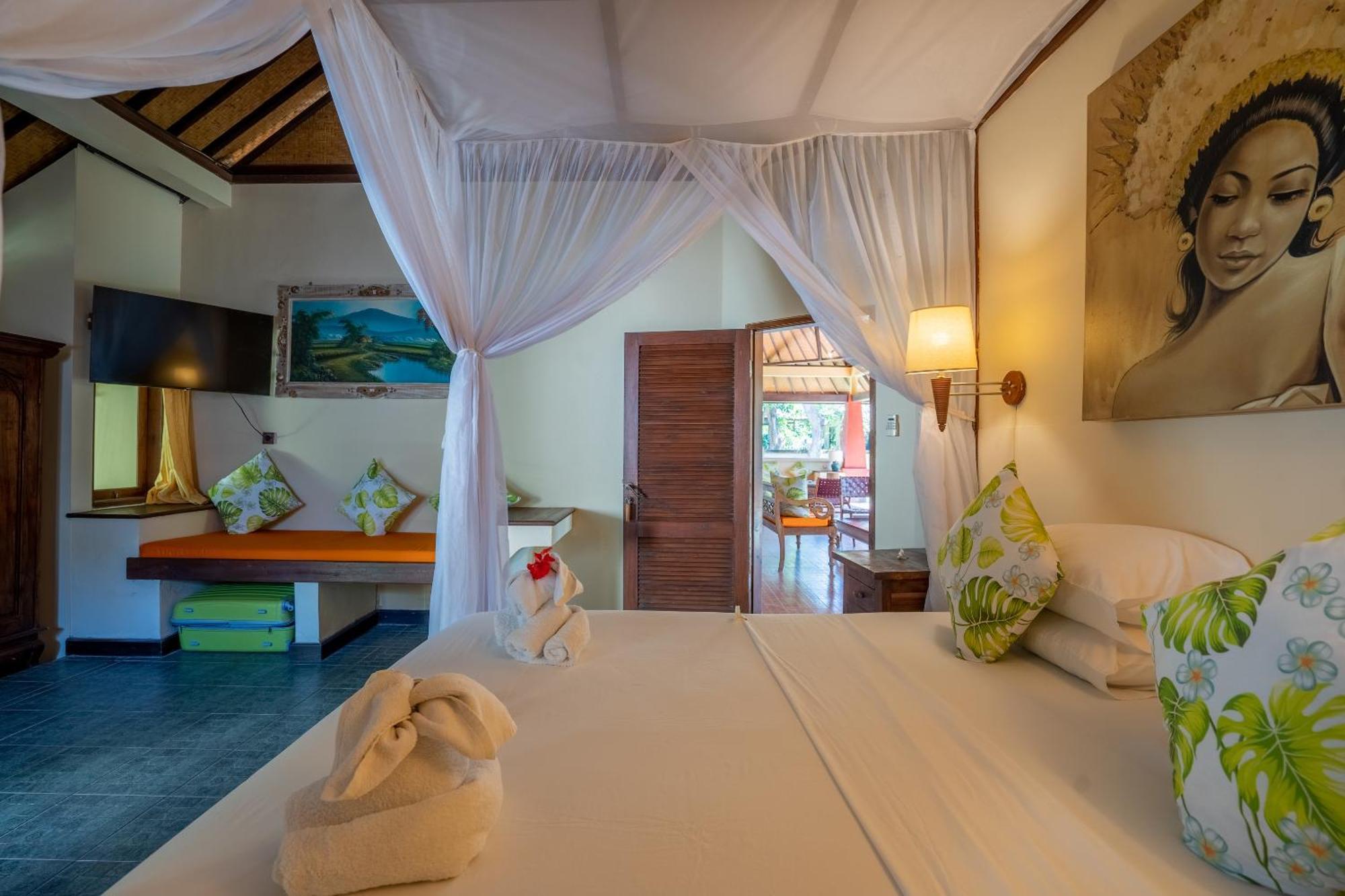 ทาแมน ซารี บาหลี รีสอร์ต แอนด์ สปา Hotel เปมูเตรัน ภายนอก รูปภาพ